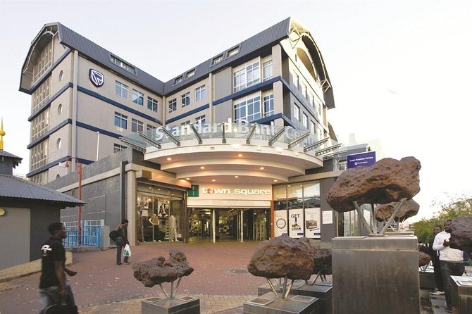 Best City Tour of Windhoek - Landmark Break, Christuskirche: Architecture and Quiet Moments