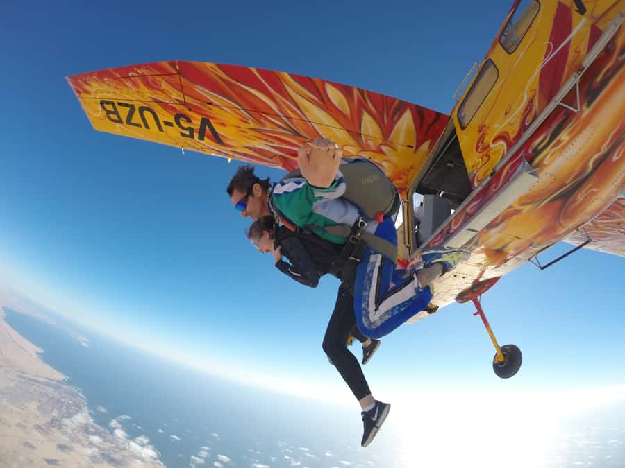From Swakopmund: Tandem Sky Diving - Getting from Swakopmund to the jump club in Erongo