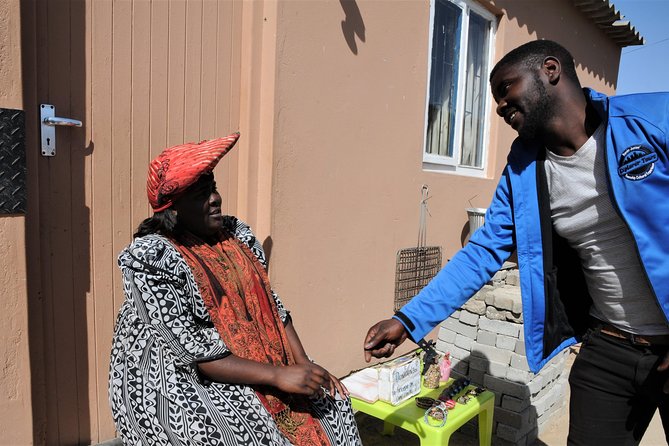 Local Guided Walvisbay & Swakopmund Township Experience Day Tour - How the guide teaches Damara Nama clicking language