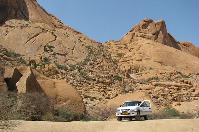Spitzkoppe - Day Tour to the Spitzkoppe Mountain from Swakopmund - Small Group Reality Check: Comfort, Attention, and the Guide’s Role