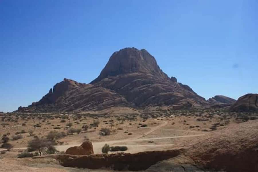 Spitzkoppe : via Zeila Shipwreck - Tour Style and Guide Quality: Why JP Koch Comes Up So Often